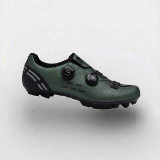Strata Mountain Bike Shoe